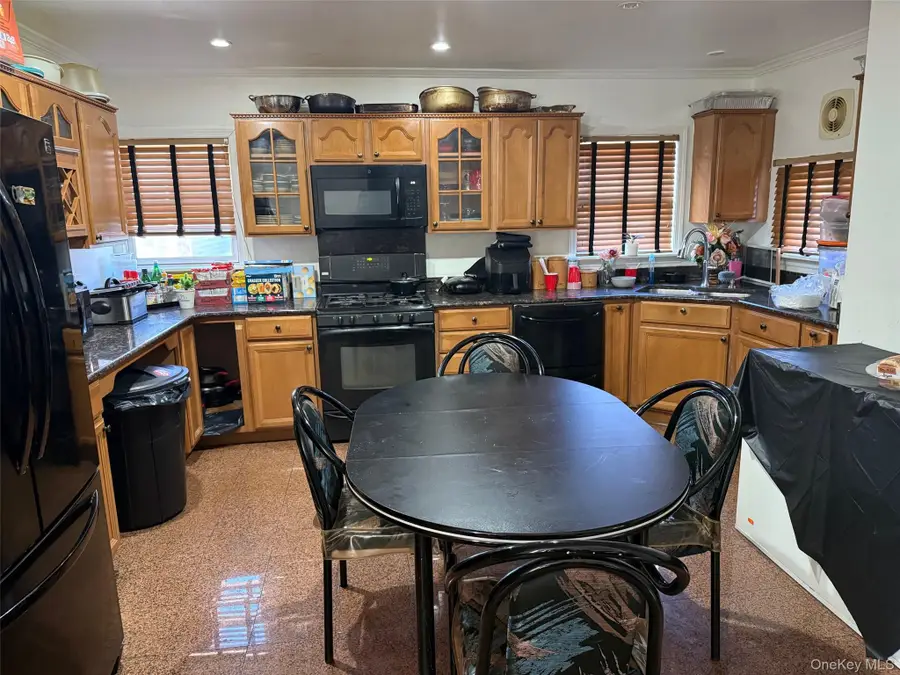 11715 200th Street, Saint Albans, NY 11412 - Image #2