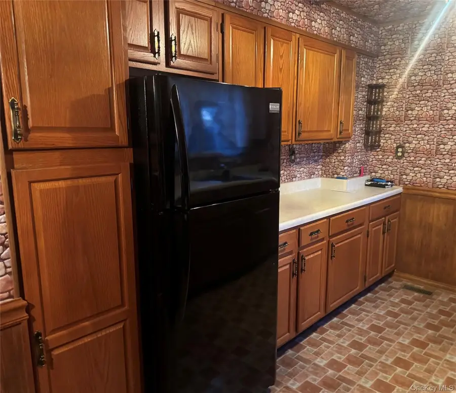 304 Clark Place, Maybrook, NY 12543 - Image #3