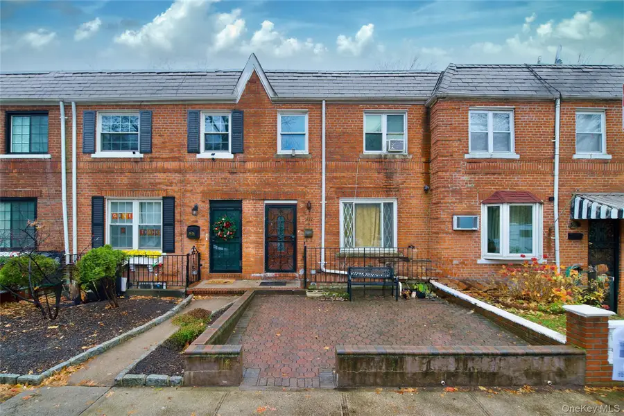 19-22 81 Street, East Elmhurst, NY 11370 - Image #2