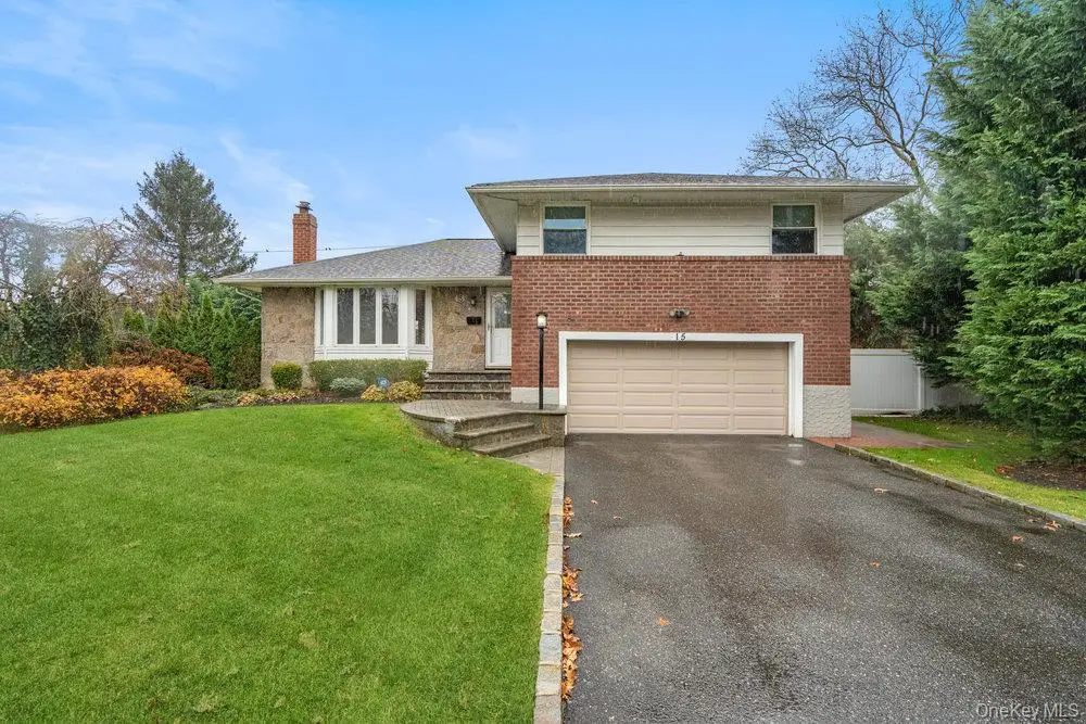 15 Morris Drive, Syosset, NY 11791 - Image #1