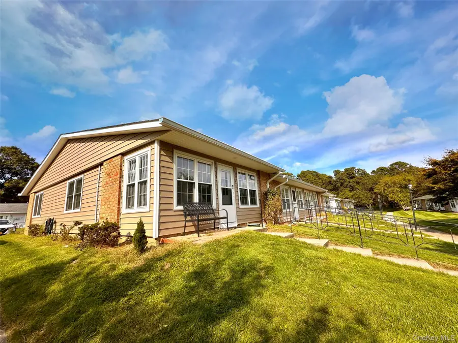 276 Berwick Court #A, Ridge, NY 11961 - Image #3