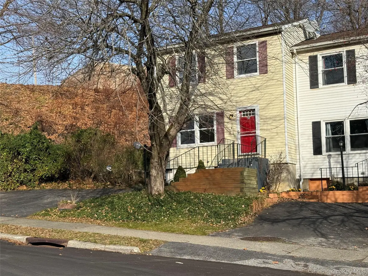 81 Gerald Drive, Poughkeepsie, NY 12601 - Image #1