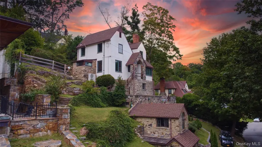 7 Avondale Road, Yonkers, NY 10710 - Image #3