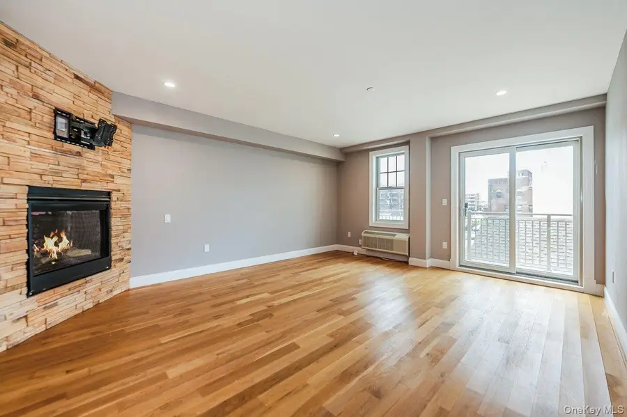 661 W Broadway #503, Long Beach, NY 11561 - Image #3