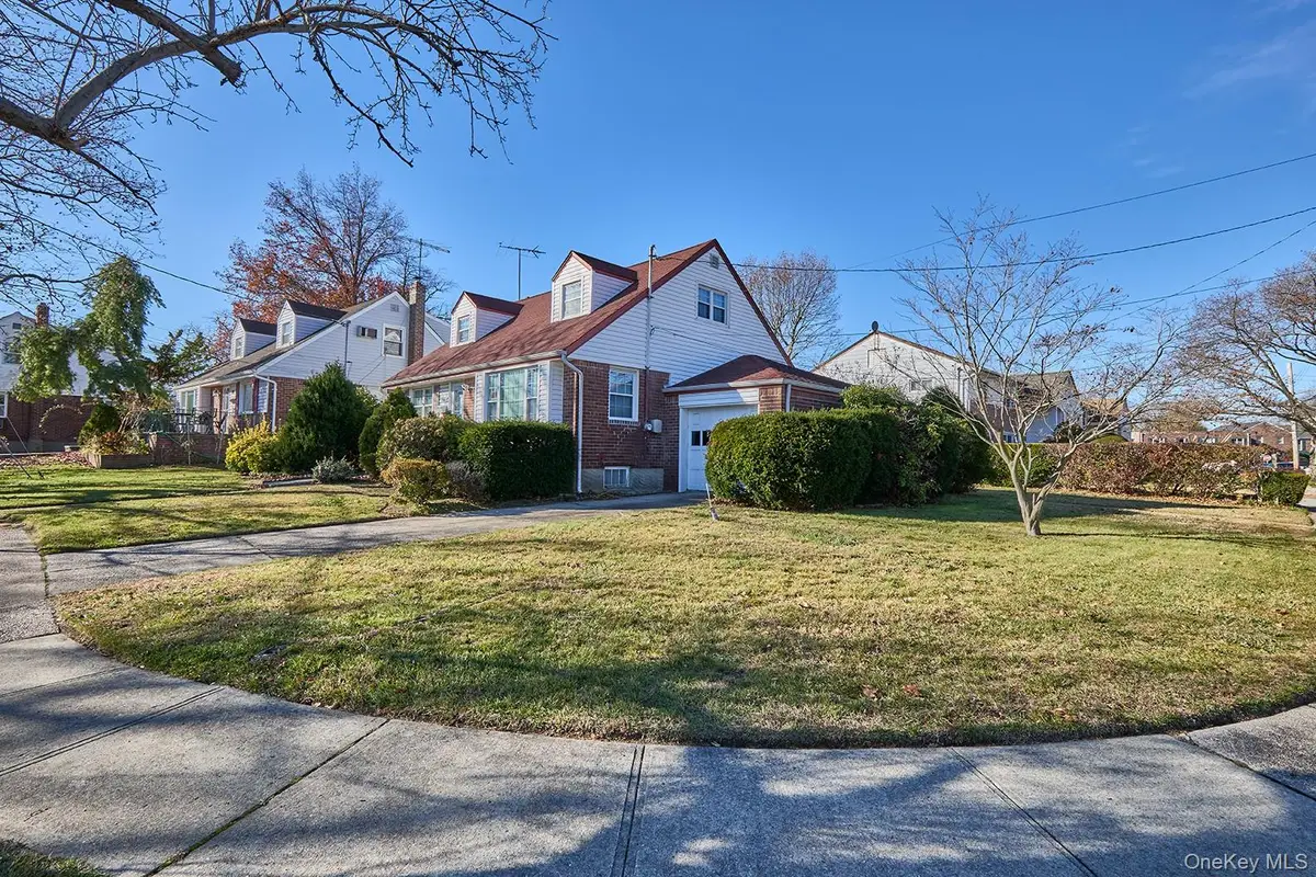 1068 Ashley Drive, Valley Stream, NY 11580 - Image #1