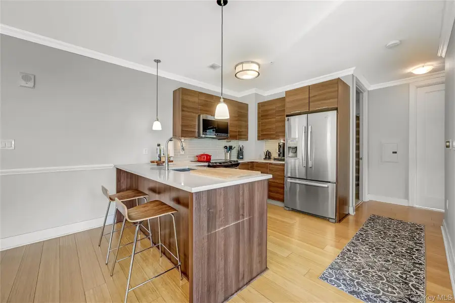 701 Ridge Hill Boulevard #1J, Yonkers, NY 10710 - Image #3