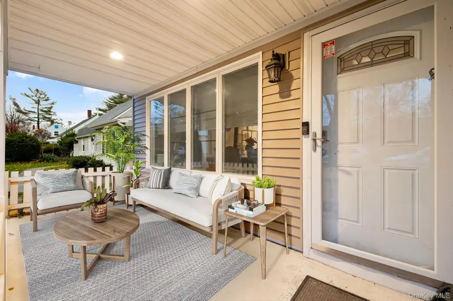 670 Mason Street, Westbury, NY 11590 - Image #2