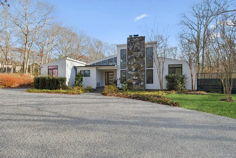 56 N Woods Lane, East Hampton, NY 11937 - Image #2