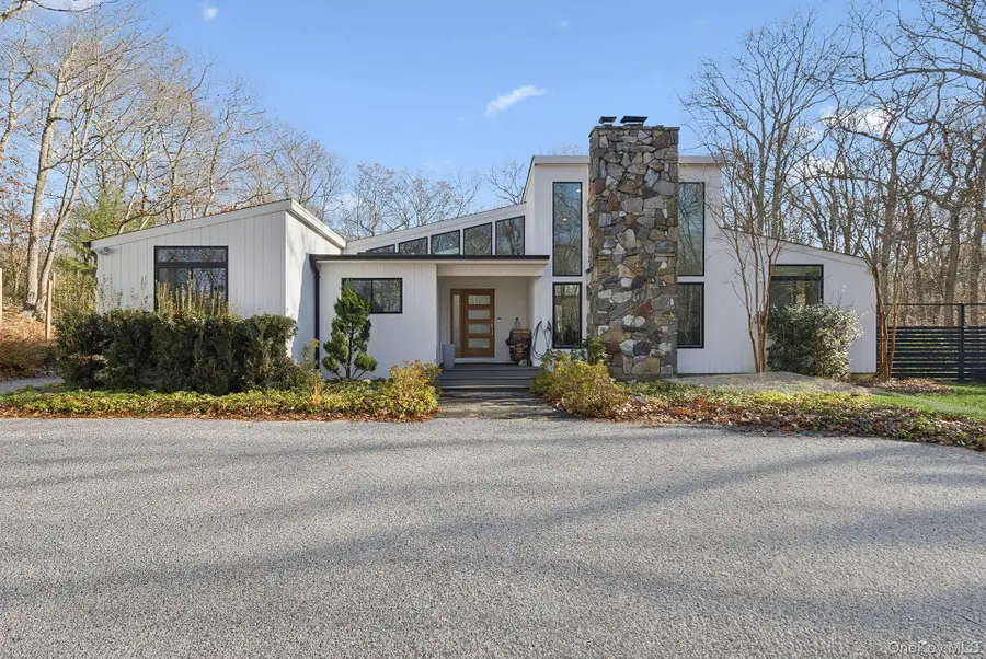 56 N Woods Lane, East Hampton, NY 11937 - Image #3