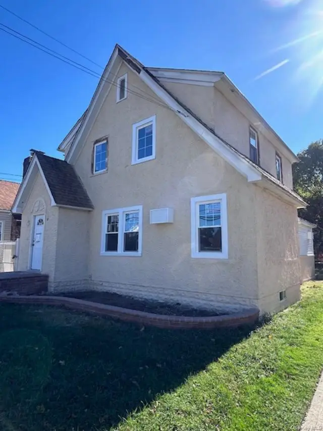 858 Seaman Avenue, Baldwin, NY 11510 - Image #2