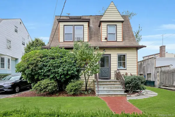 11 Woodland Avenue, New Rochelle, NY 10805