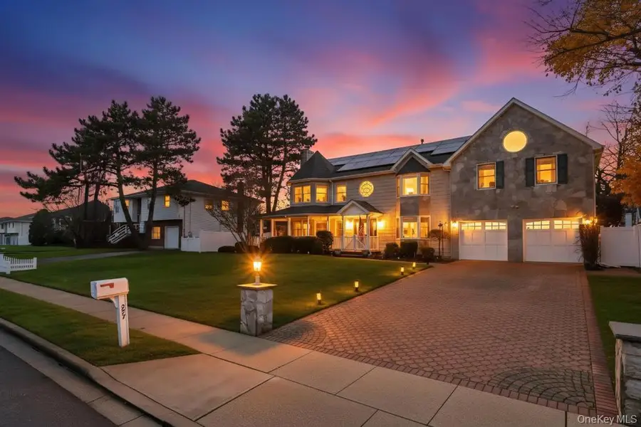 277 Clocks Boulevard, East Massapequa, NY 11758 - Image #2