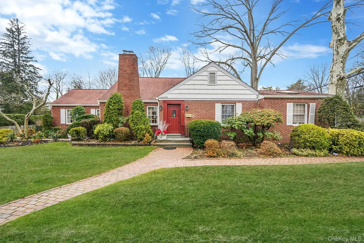7 Rugby Road, Westbury, NY 11590 - Image #1