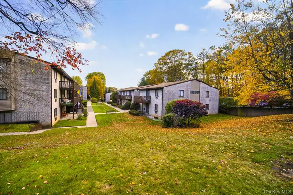 10 Secora Road #L12, Monsey, NY 10952