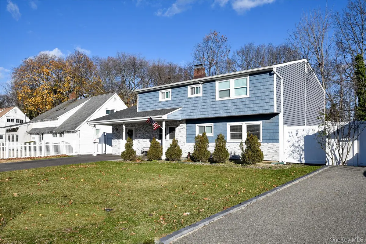 181 Friends Lane, Westbury, NY 11590 - Image #1