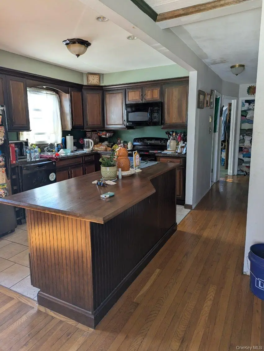 Address Withheld By Seller, Bay Shore, NY 11706 - Image #2