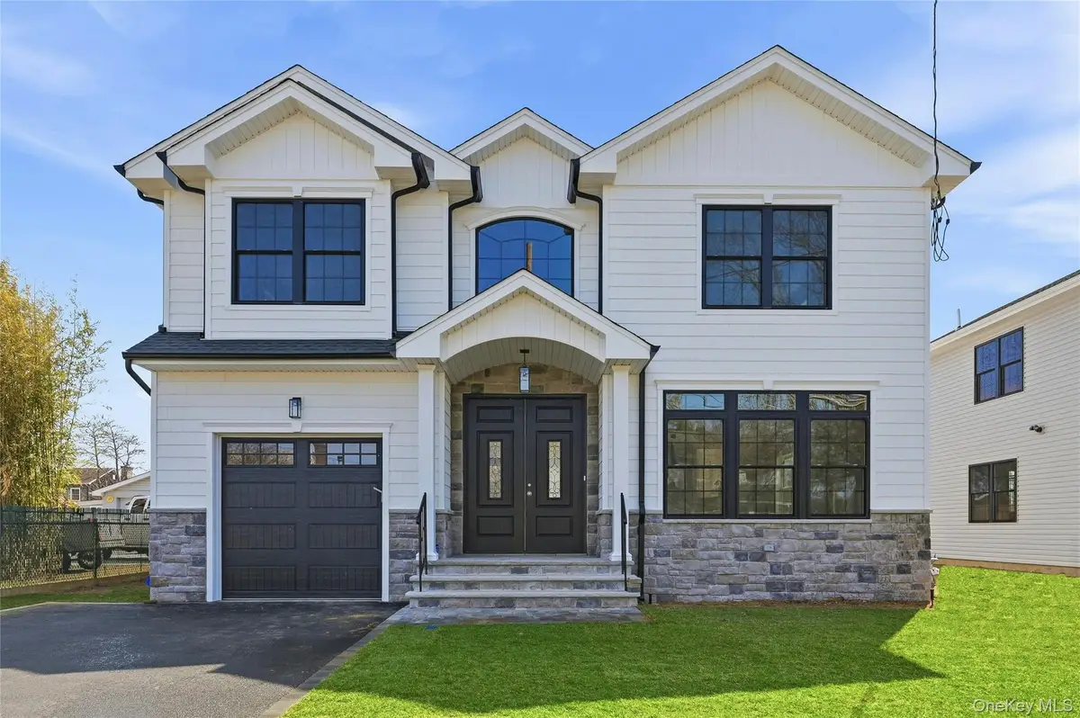 3390 Woodward Avenue, Wantagh, NY 11793 - #1