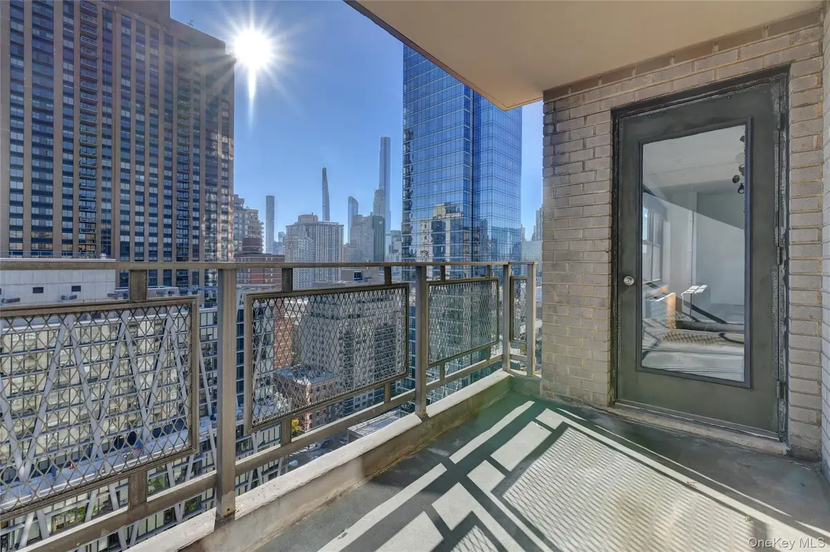 160 West End Avenue #26P, New York, NY 10023 - Image #1