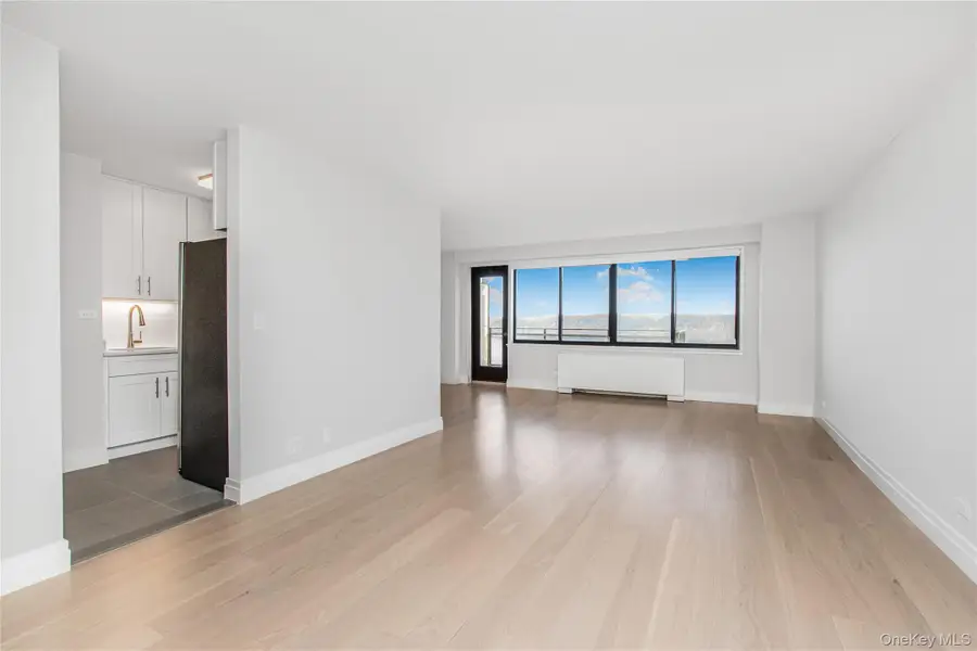 3671 Hudson Manor Terrace #14B, Bronx, NY 10463 - Image #2