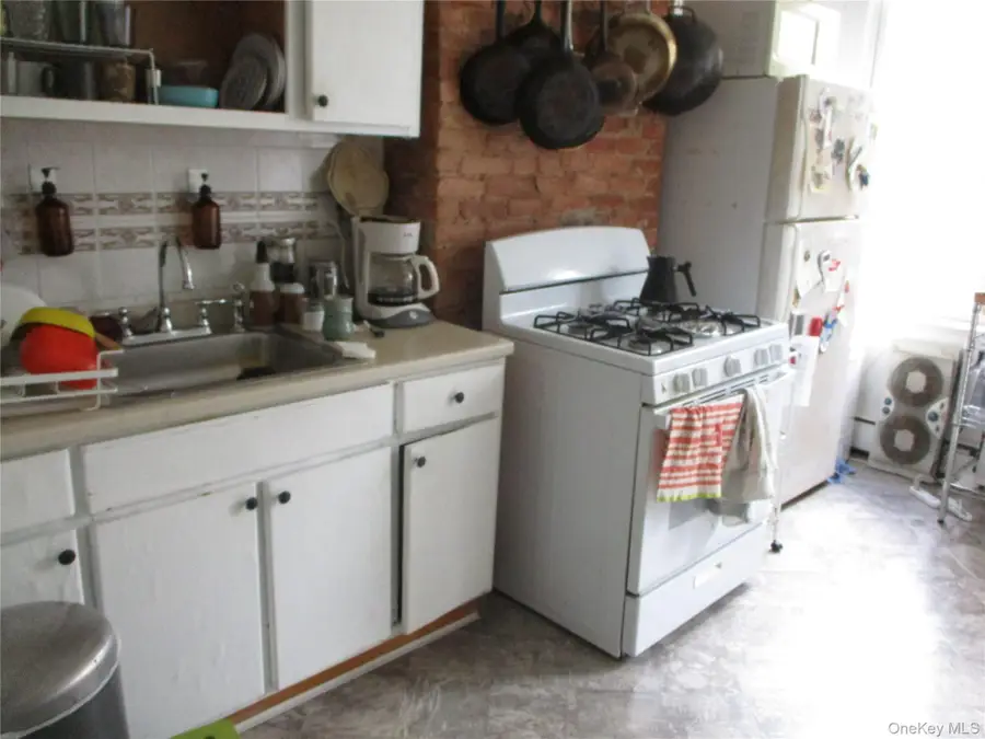 318 21st Street, Brooklyn, NY 11215 - Image #2