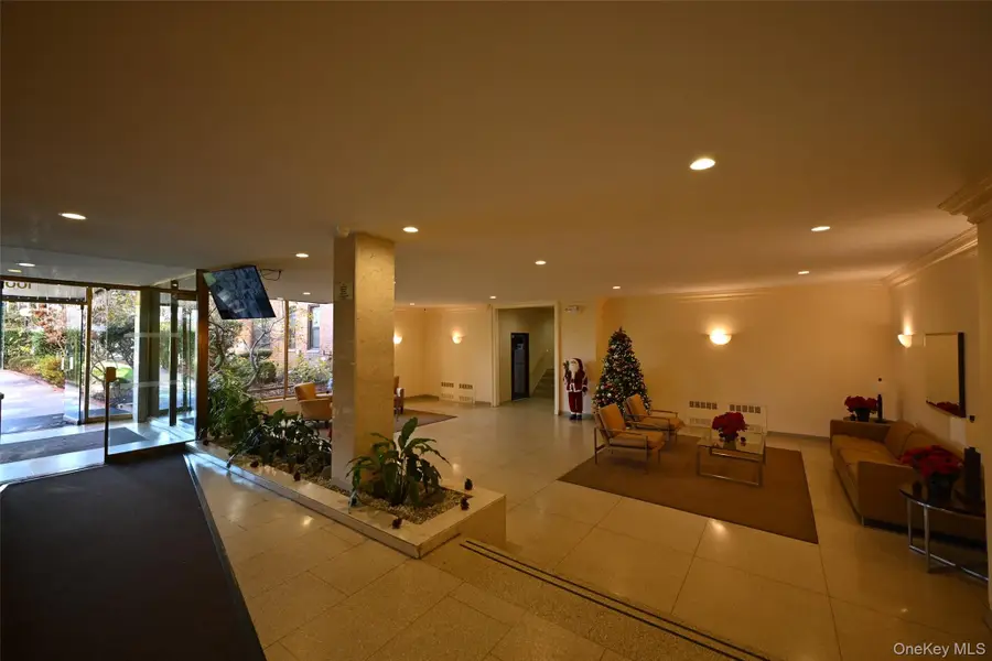 100-25 Queens Boulevard #7M, Forest Hills, NY 11375 - Image #2