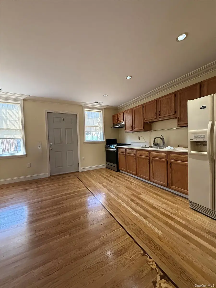 406 Hinsdale Street, Brooklyn, NY 11207 - Image #2