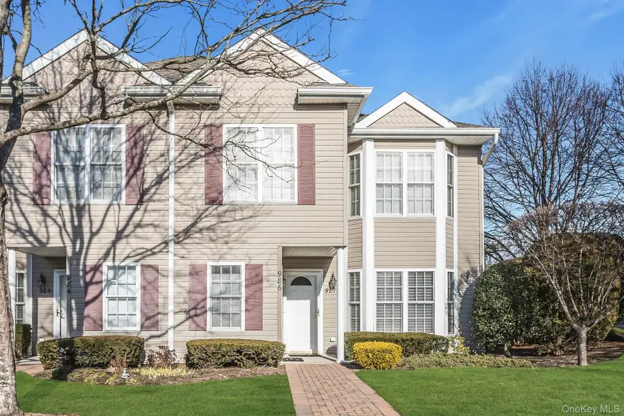 986 Madeira Boulevard, Melville, NY 11747 - Image #2