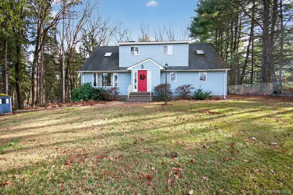 4 Carlyle Road, Hyde Park, NY 12538