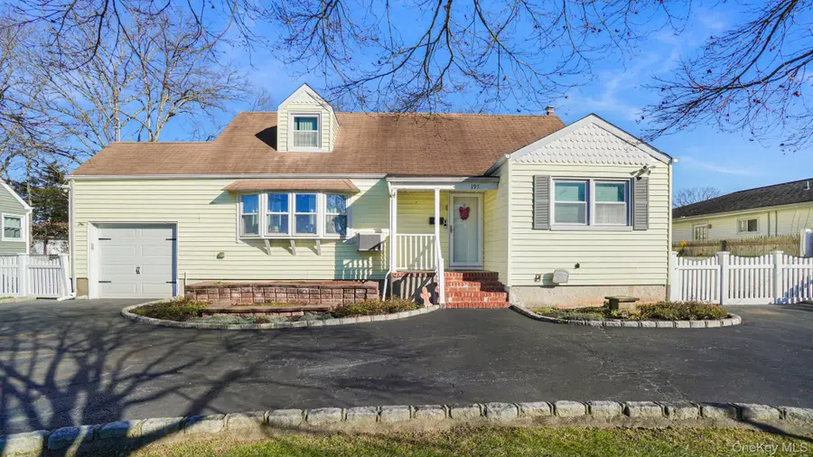 197 W 5th Street, Deer Park, NY 11729 - Image #3