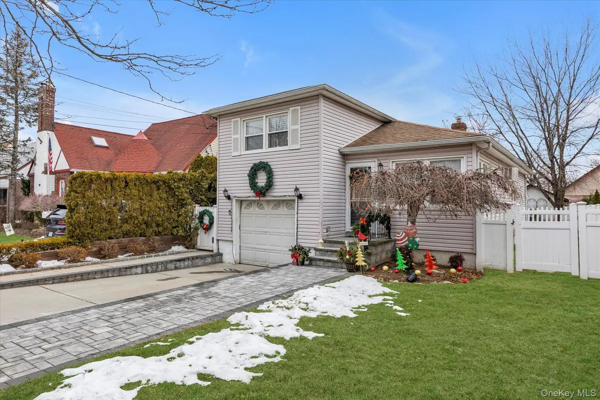 30 York Street, Malverne, NY 11565 - Image #1