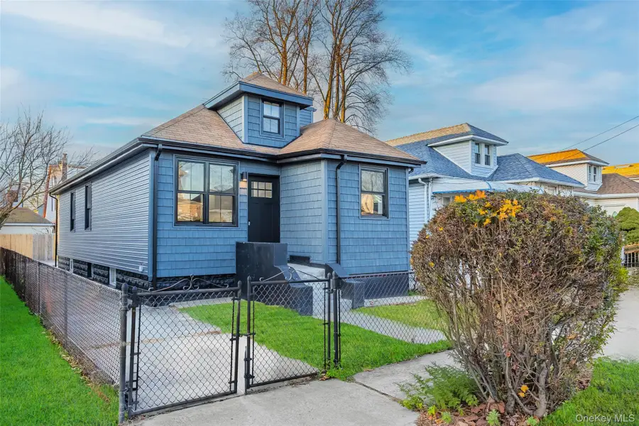 16843 118th Road, Jamaica, NY 11434 - Image #2