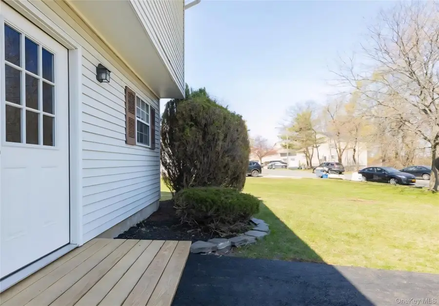 41 Albacon Road, Nanuet, NY 10954 - Image #2