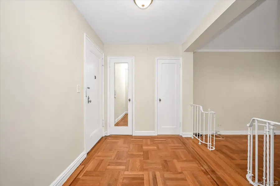 210 Martine Avenue #6M, White Plains, NY 10601 - Image #2