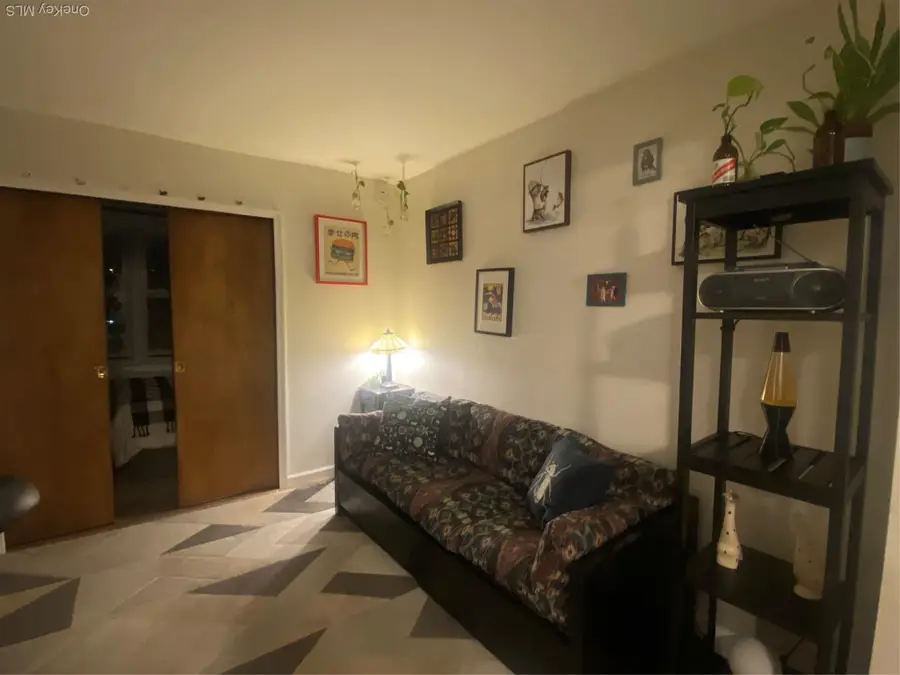 110 Brooklyn Avenue #4 L, Freeport, NY 11520 - Image #3