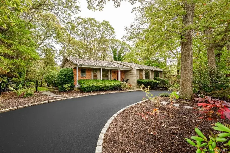 54 Farmington Lane, Melville, NY 11747 - #2