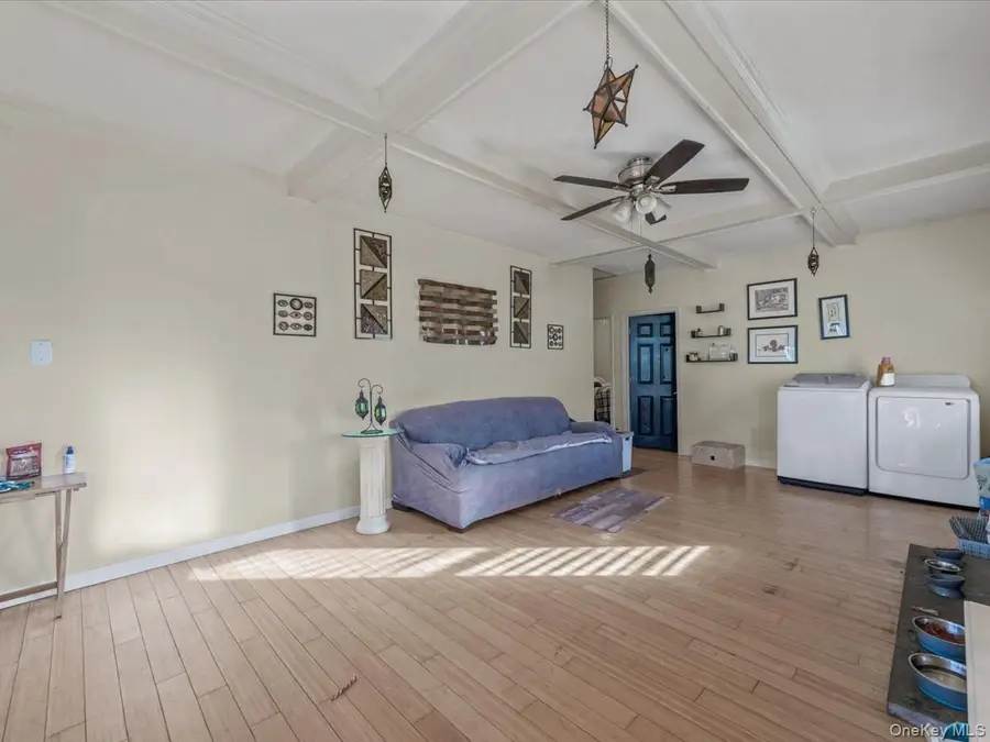 29 Parkside Avenue, Miller Place, NY 11764 - Image #3