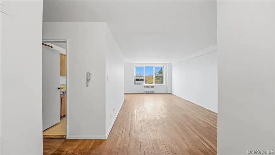 210-15 23rd Avenue #3F, Bayside, NY 11360 - #3