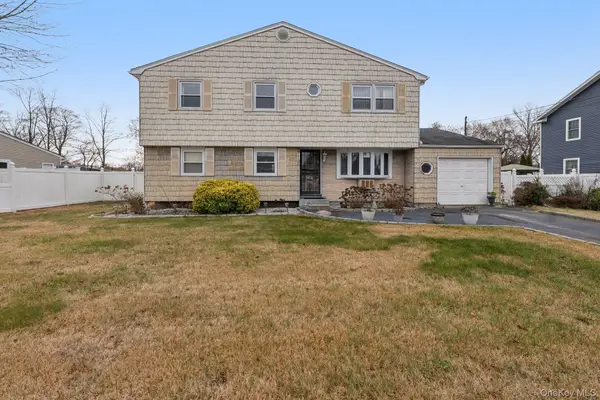 182 Evergreen Avenue, Brentwood, NY 11717