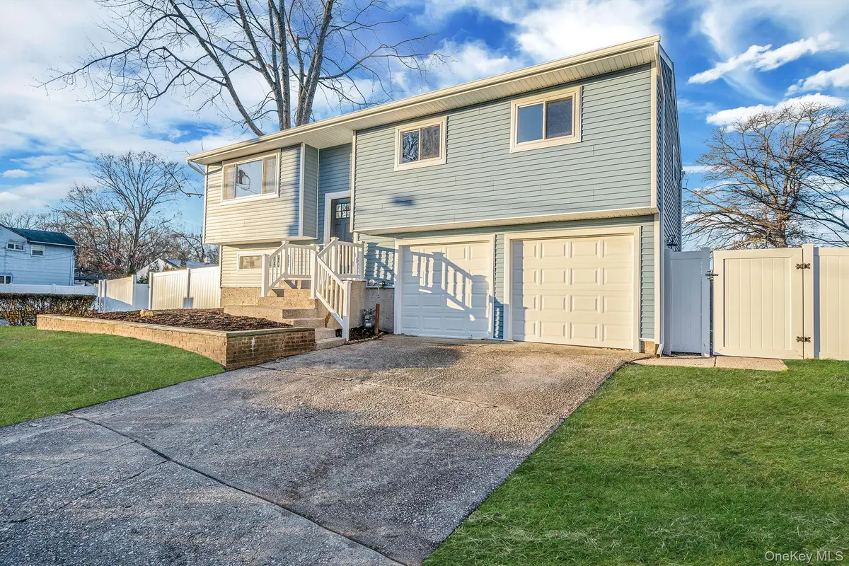 3 Bellrose Avenue, Centereach, NY 11720 - Image #1