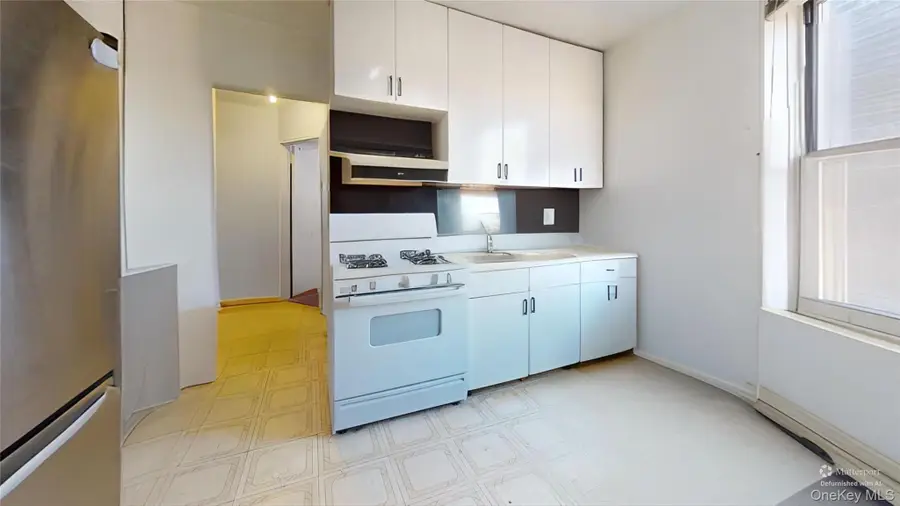 67-30 Clyde Street #7K, Forest Hills, NY 11375 - Image #3