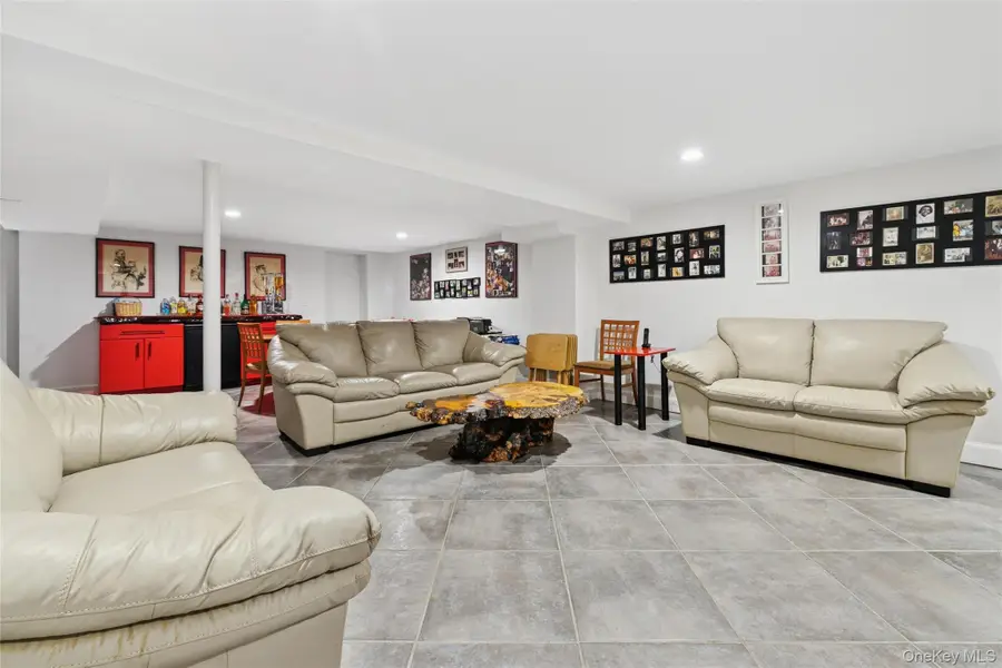 17 Downer Place, Sag Harbor, NY 11963 - Image #2