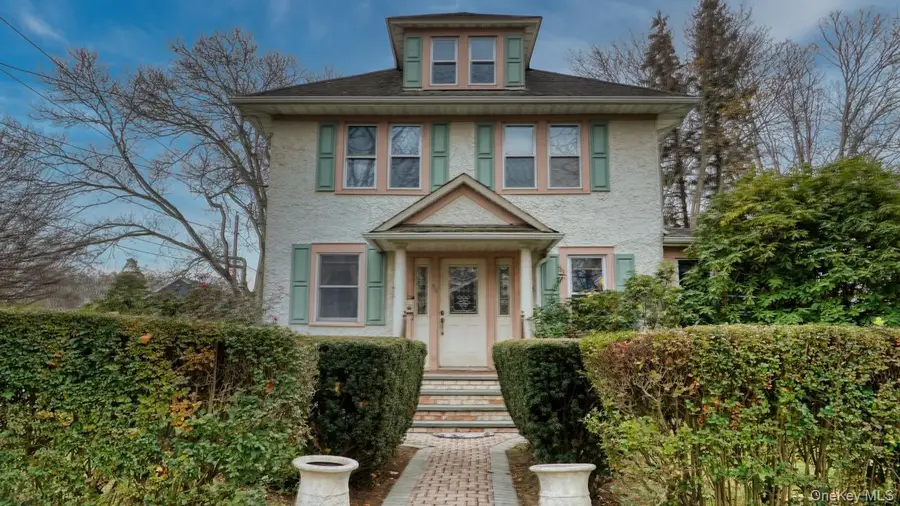 64 Ketewamoke Avenue, Babylon, NY 11702 - Image #2