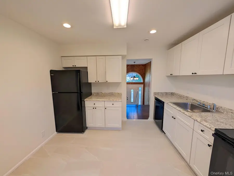 562 Westbrook Drive, Cortlandt Manor, NY 10567 - Image #3