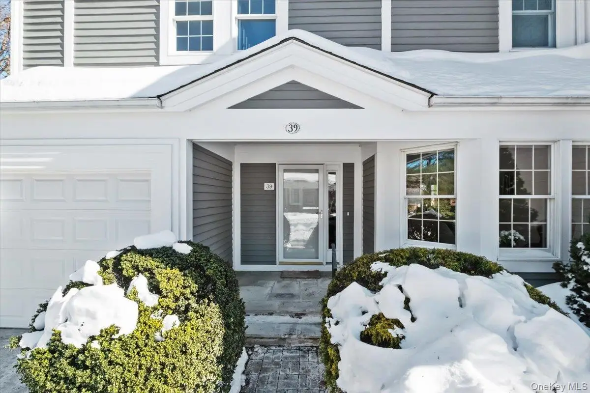 39 Alex Drive, White Plains, NY 10605 - #1