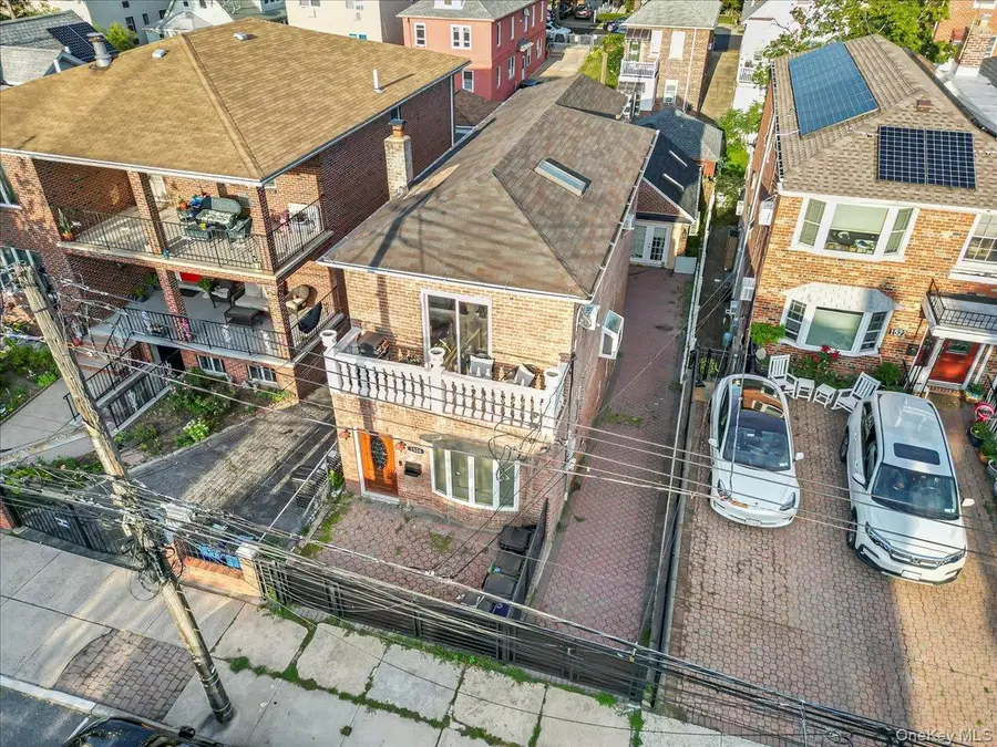 1526 Kennellworth Place, Bronx, NY 10465 - Image #3