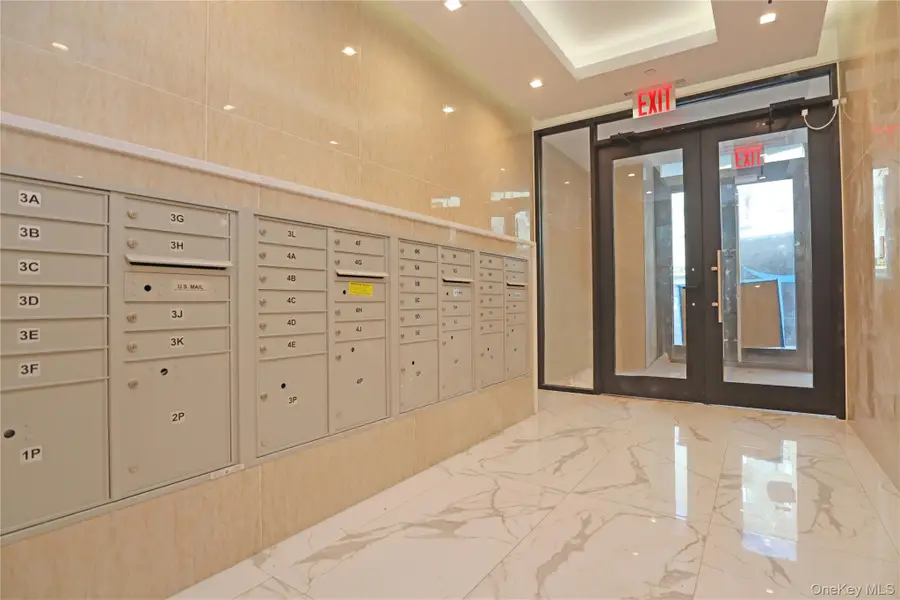 15002 Northern Boulevard #5H, Flushing, NY 11354 - Image #3