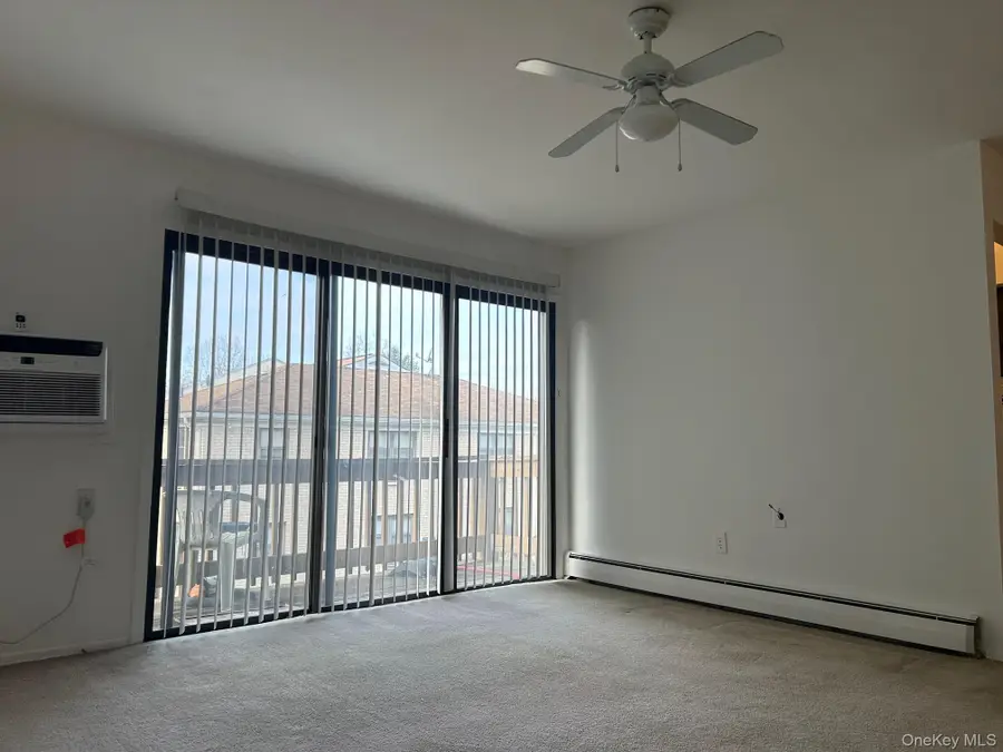 122 Sneden Place #122, Spring Valley, NY 10977 - Image #3