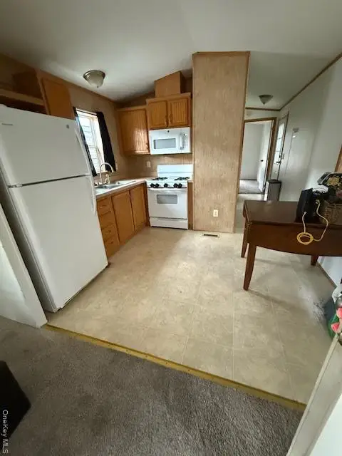 701 Sawkill #10, Ulster, NY 12340 - Image #2