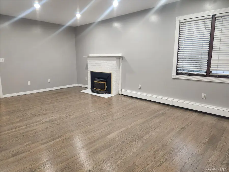 1504 3rd Street, West Babylon, NY 11704 - Image #3