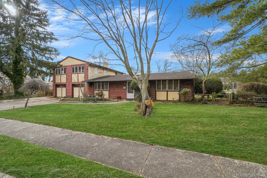 1344 Boston Avenue, Bay Shore, NY 11706 - Image #3